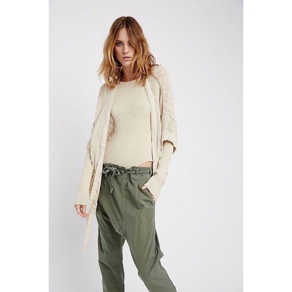 FREE PEOPLE • BEACH HOUSE BUNCH CARDIGAN XS - Picture 2 of 9